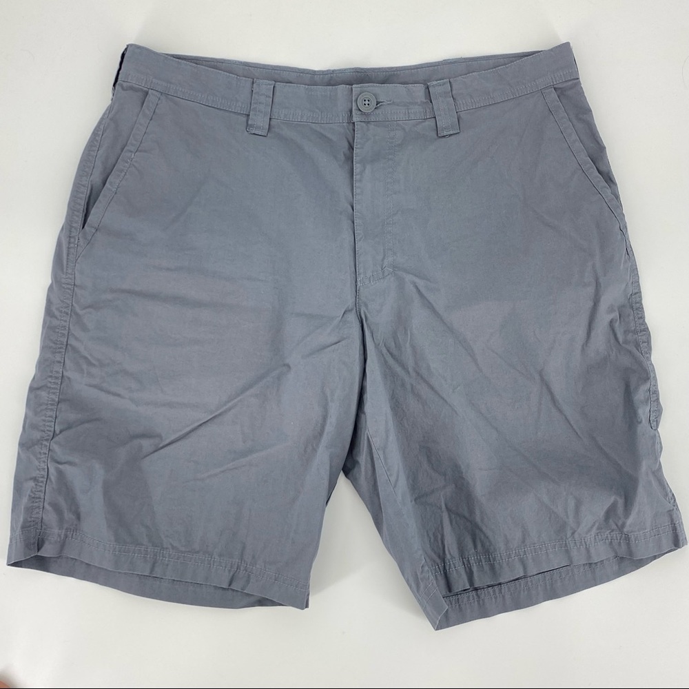 Columbia Men's Grey Washed Out Shorts Size 36 - Picture 2 of 6